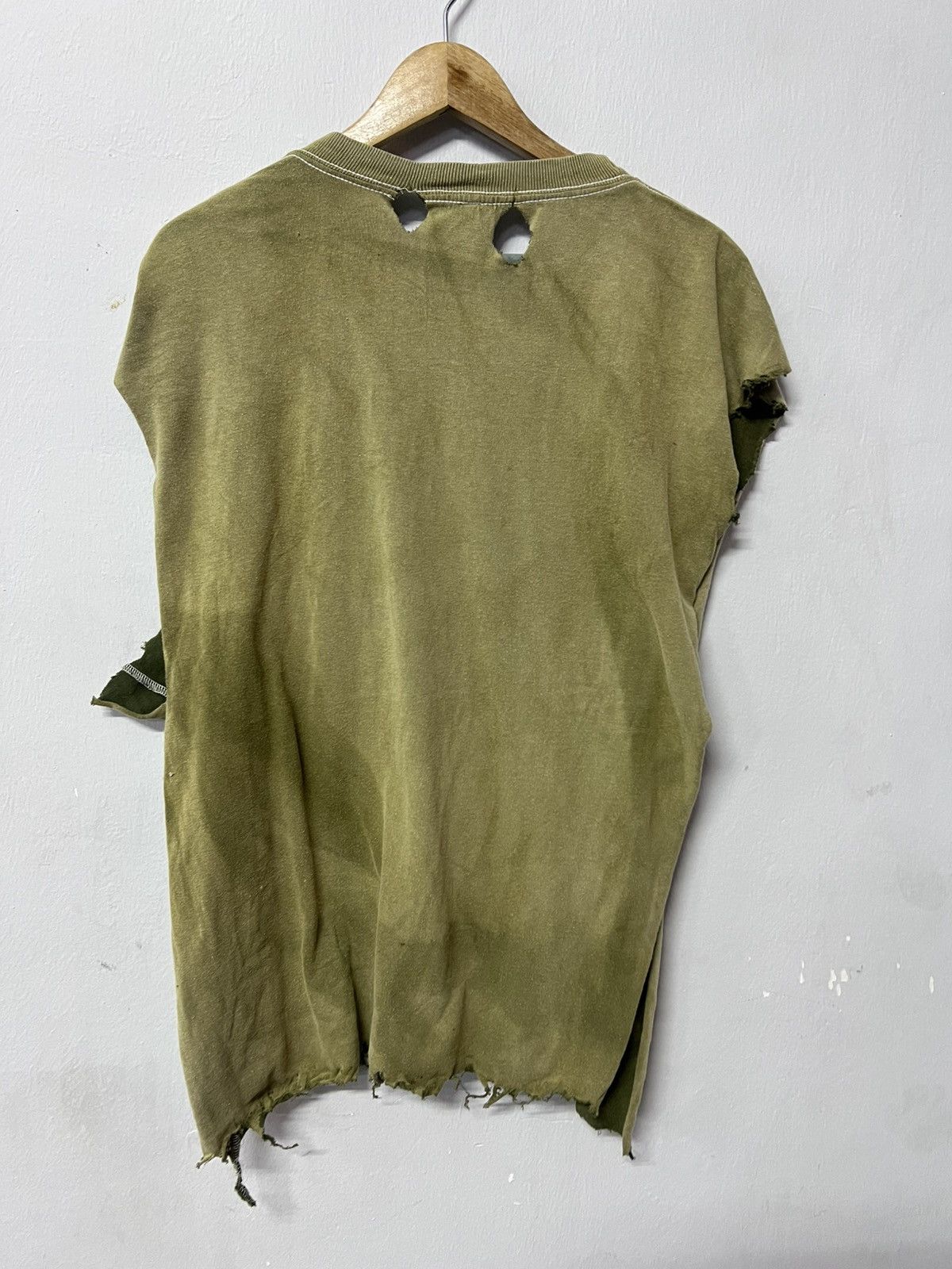 Vintage VITNAGE THRASHED SUN FADED ERD GRUNGE Size US M / EU 48-50 / 2 - 8 Thumbnail