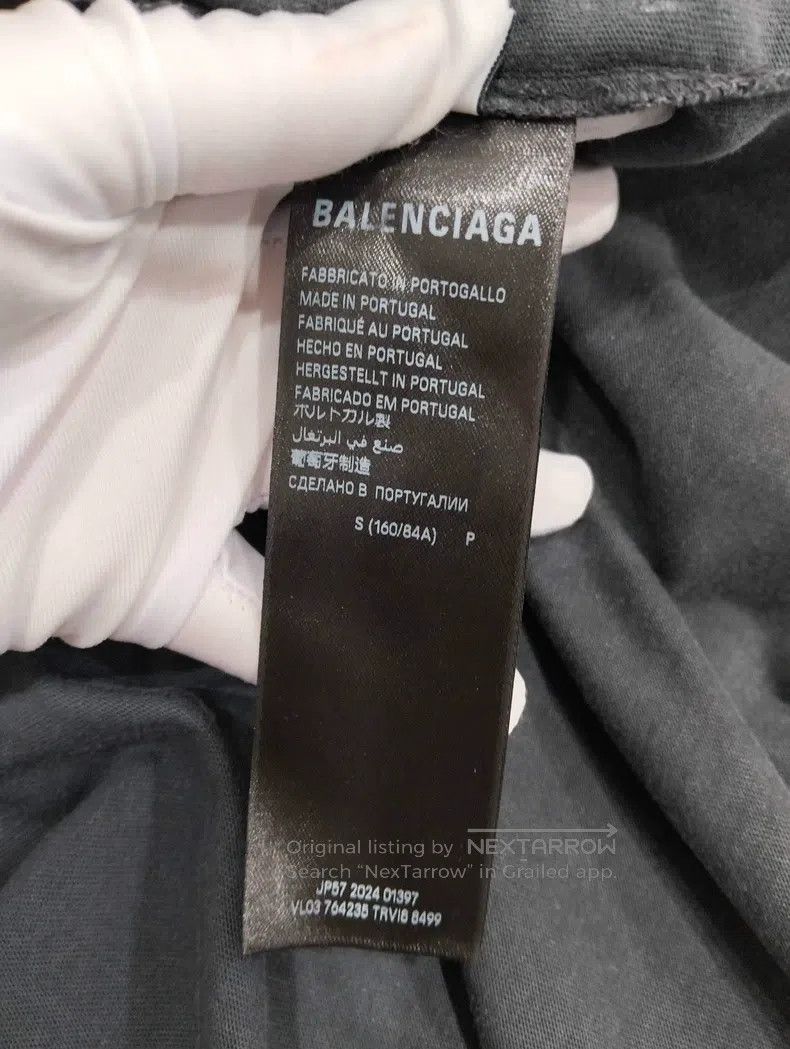 Balenciaga Balenciaga T-shirt Size US S / EU 44-46 / 1 - 4 Thumbnail