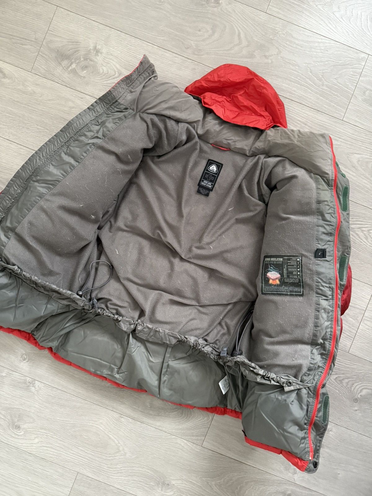 Nike ACG Nike ACG 00s Lungs Era Goose Down Nylon Tech Puffer Jacket Size US XL / EU 56 / 4 - 8 Thumbnail