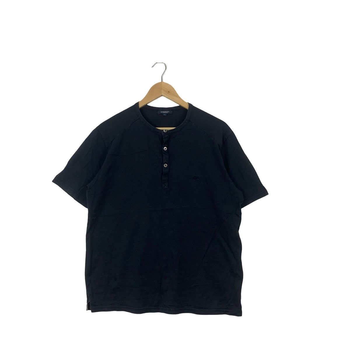 Burberry BURBERRY Henley Button Placket Tee Shirt Top Embroidered Size US L / EU 52-54 / 3 - 3 Thumbnail