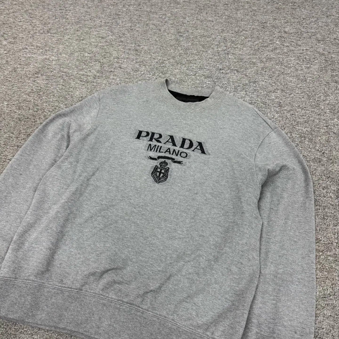Prada Prada Logo: Round-necked hoodie| Size US S / EU 44-46 / 1 - 3 Thumbnail