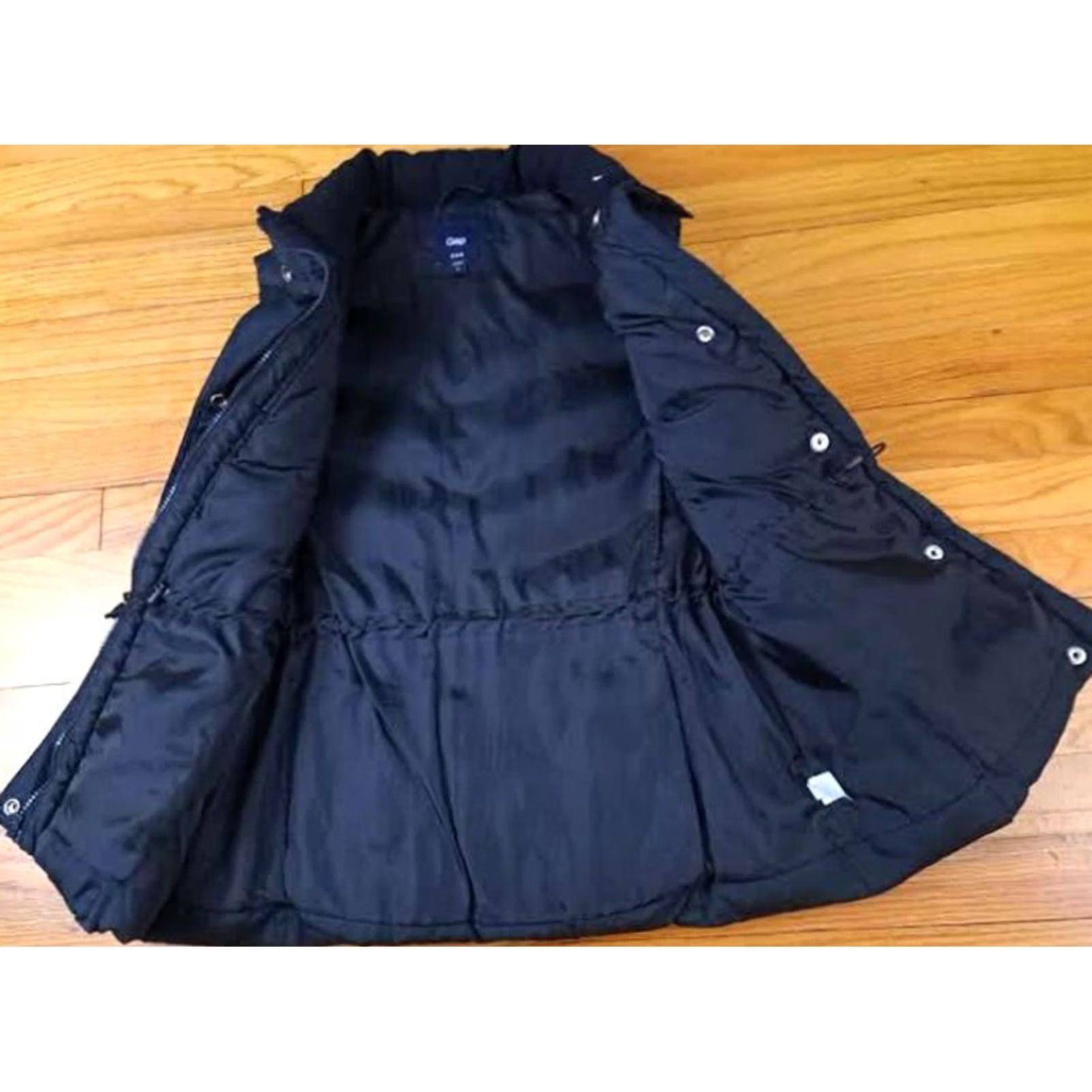 Gap VINTAGE Gap Vest Down Black Short Zip&Button Medium Women Outdoor Puffer Vest Gap Womens Size M / US 6-8 / IT 42-44 - 2 Thumbnail