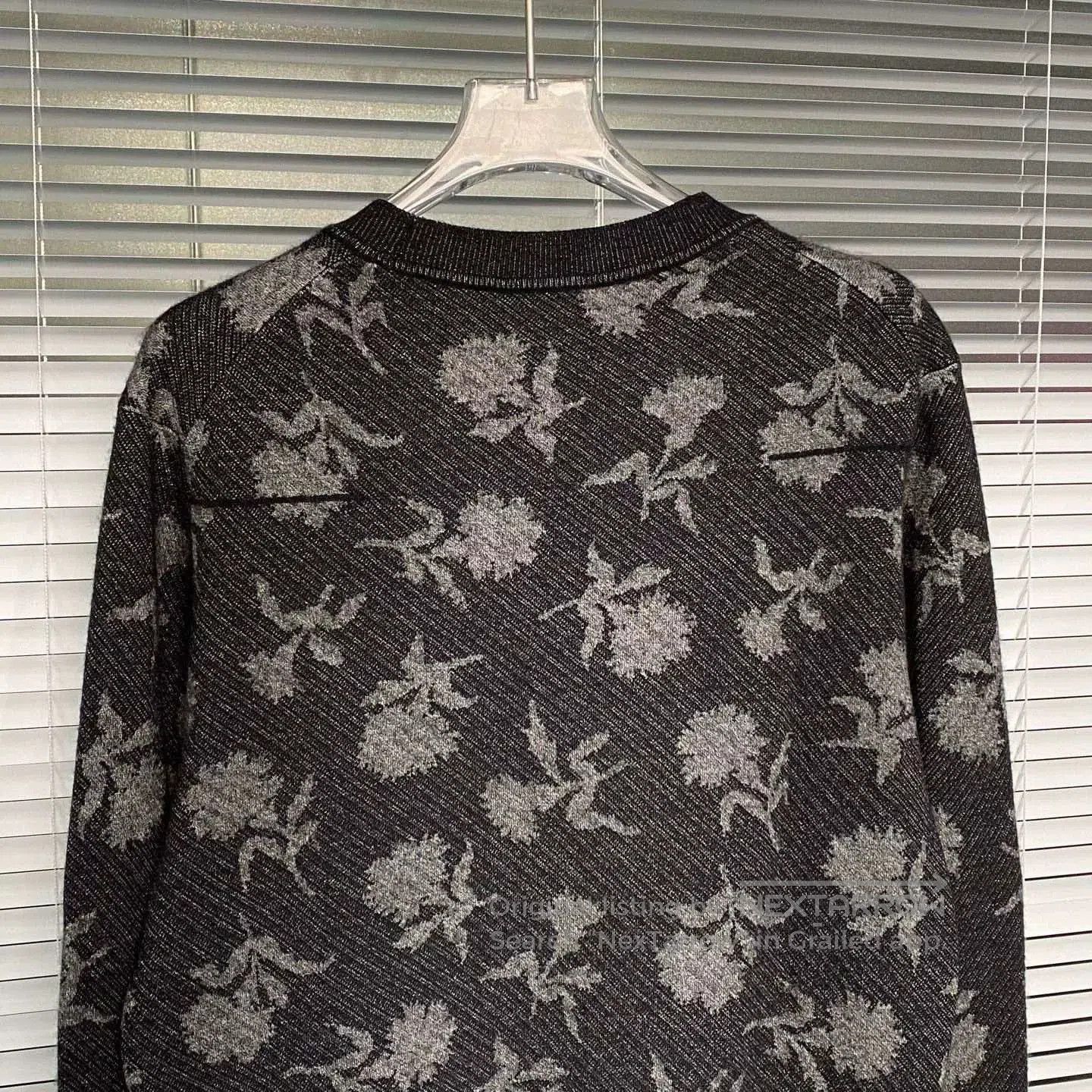 Dior Dior Black Camellia Print Cashmere Sweater S. Size US S / EU 44-46 / 1 - 4 Thumbnail