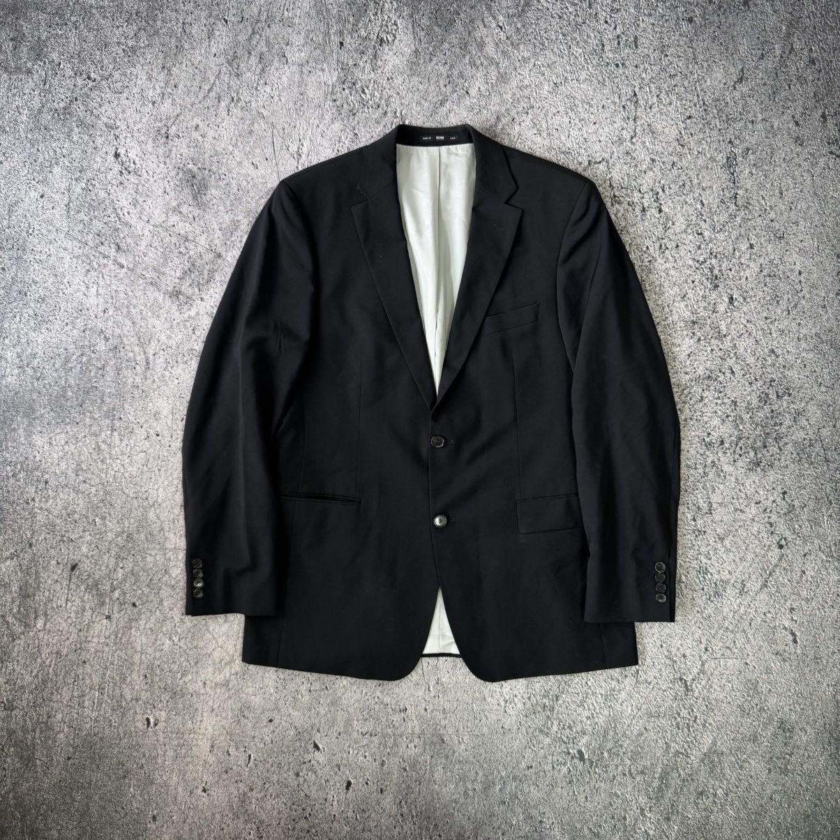 Hugo Boss Blazer Hugo Boss mans size L made in usa Size 42L - 1 Thumbnail