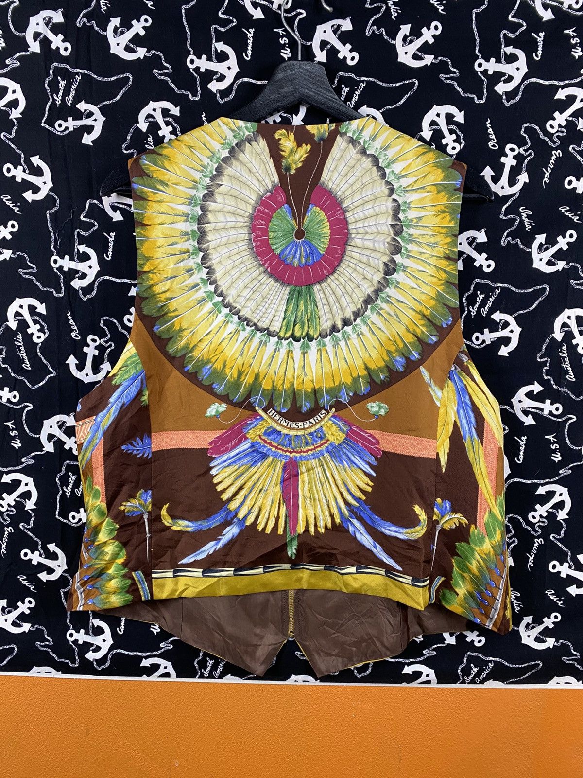 Vintage Vintage Reform Boutique Silk Scarf Vest Hermès Paris Motif Size US S / EU 44-46 / 1 - 9 Thumbnail