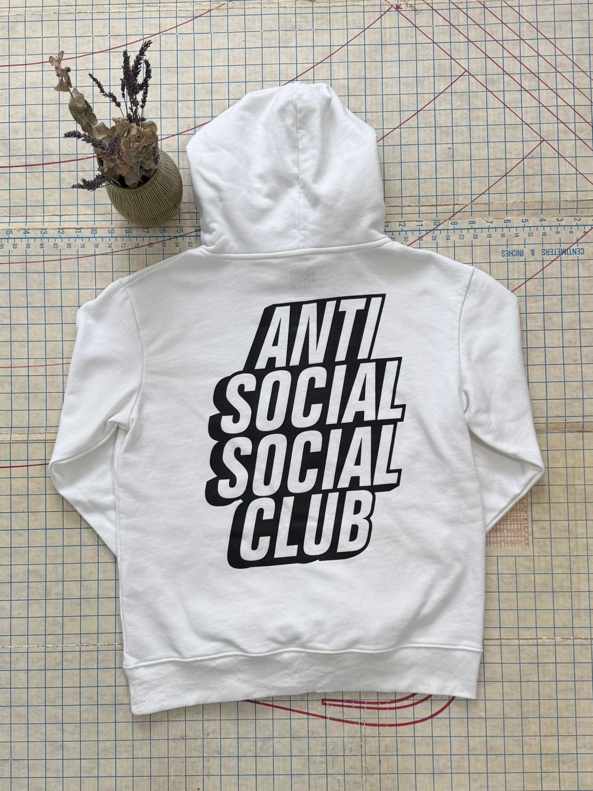 Anti Social Social Club Anti Social Social Club ASSC Hoodie White Large Pull Over Size US L / EU 52-54 / 3 - 12 Thumbnail