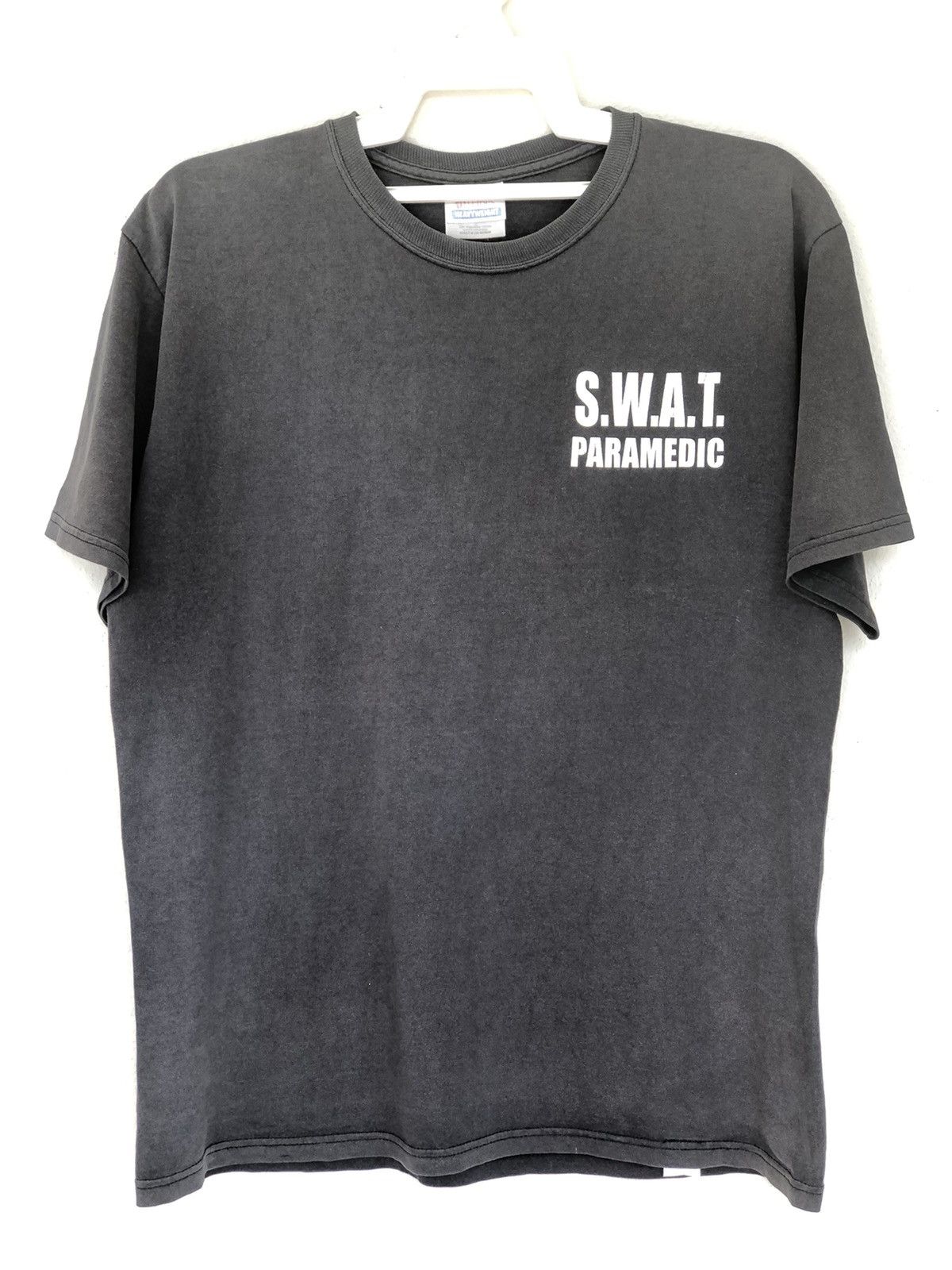 Other Vintage 🔥Sunfaded S.W.A.T PARAMEDIC Tee Size US L / EU 52-54 / 3 - 3 Thumbnail
