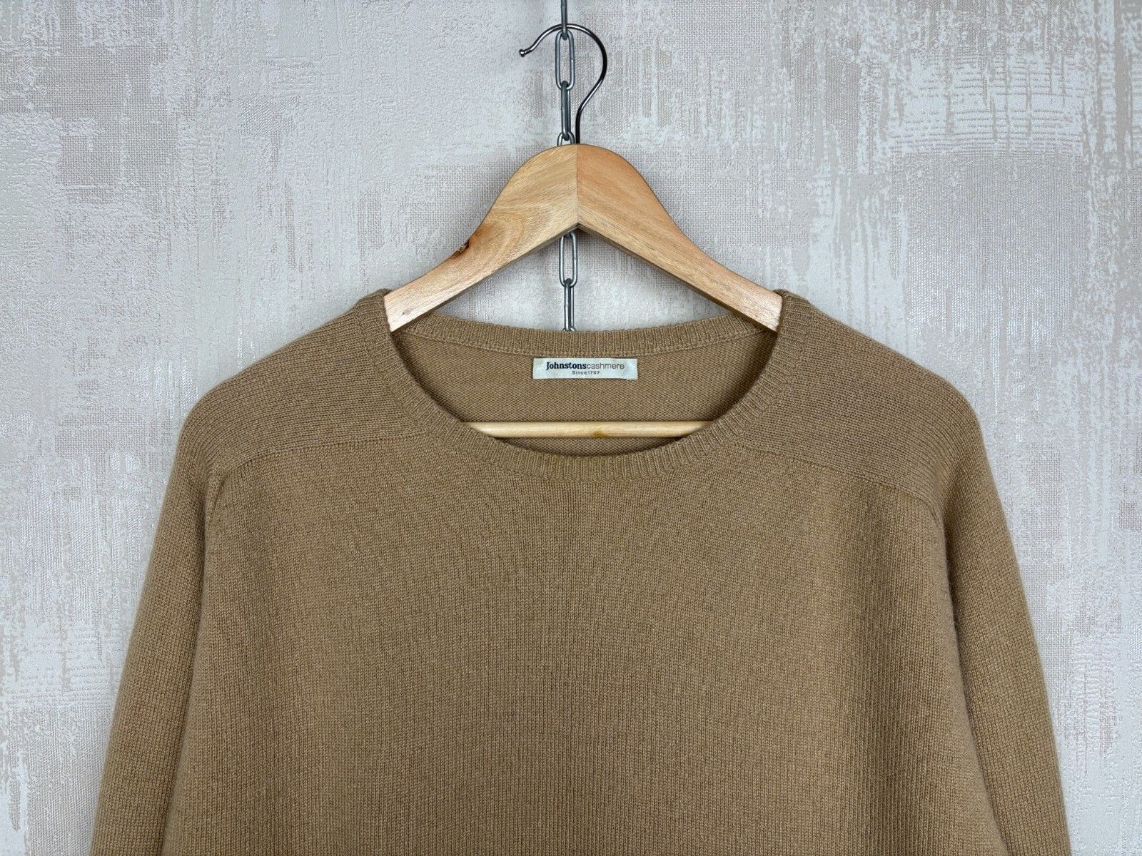 Johnstons Of Elgin Johnstons of Elgin 100% Cashmere Sweater Crew Neck Size 44" Size US XL / EU 56 / 4 - 4 Thumbnail