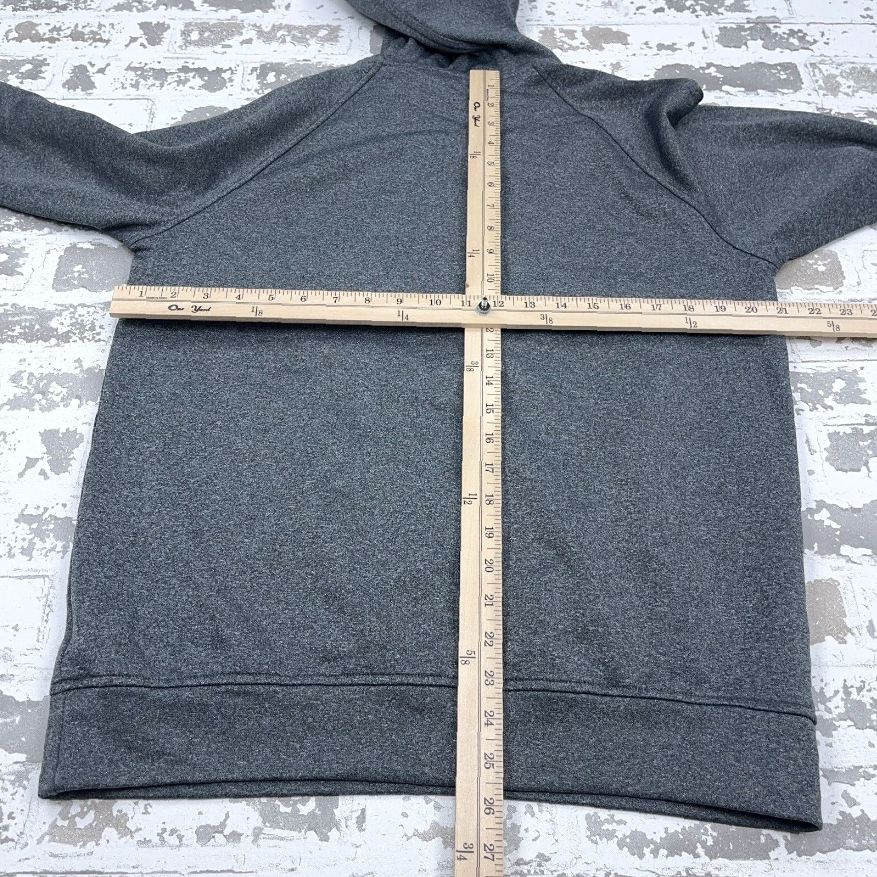Adidas Adidas Hoodie Men Medium Gray Yellow Sweatshirt Pullover Active Adult Everyday Street Logo Size US M / EU 48-50 / 2 - 7 Thumbnail
