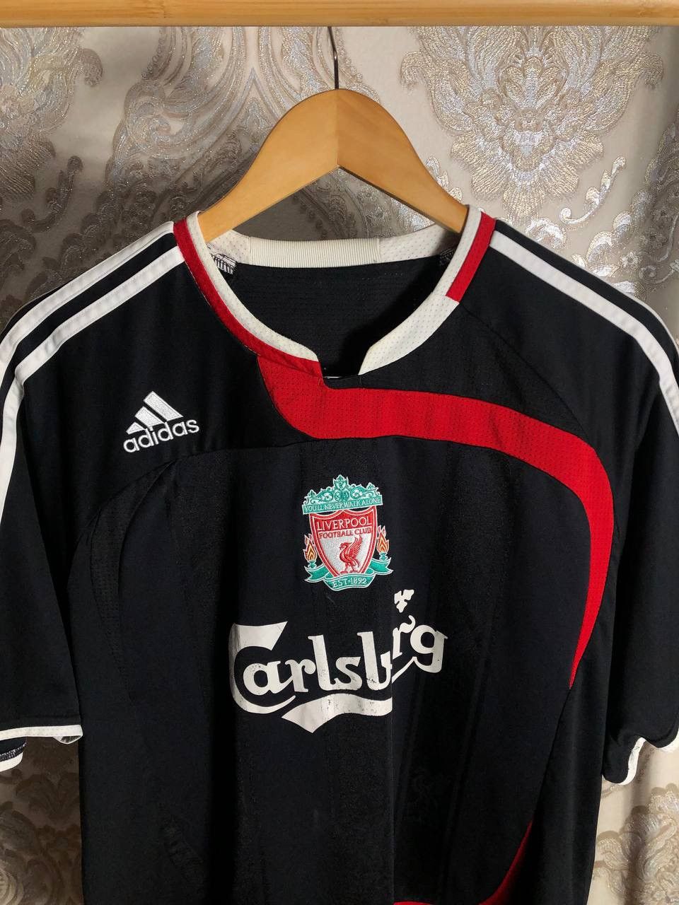 Adidas VINTAGE ADIDAS FC LIVERPOOL ENGLAND SOCCER JERSEY RETRO 90s Size US L / EU 52-54 / 3 - 3 Thumbnail
