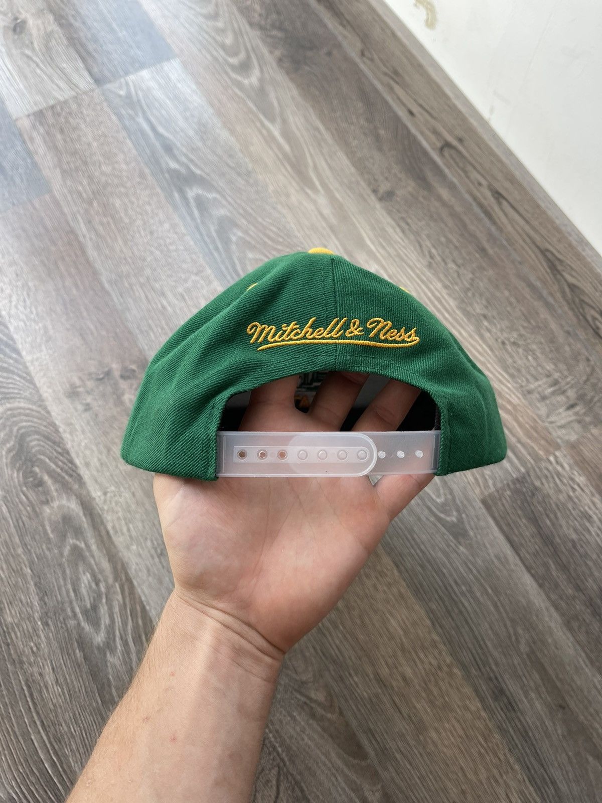 New Era × Vintage Seattle Supersonics Hat Men 9Fifty New Era NBA Snap Back Cap Size ONE SIZE - 3 Thumbnail