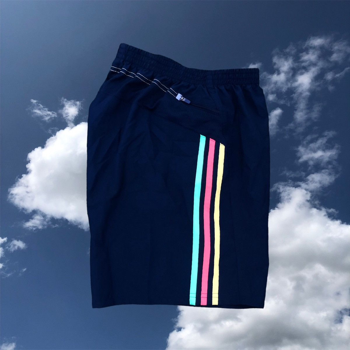 Adidas Adidas shorts Size US 34 / EU 50 - 2 Thumbnail