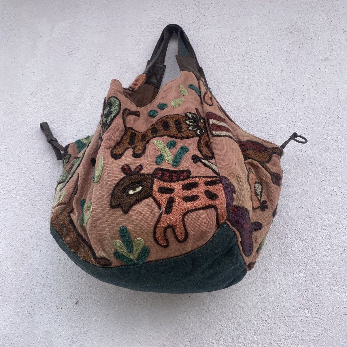 Japanese Brand Hippies Wild Life Embroidery Cotton Bag KAPITAL STYLE Size ONE SIZE - 1 Thumbnail