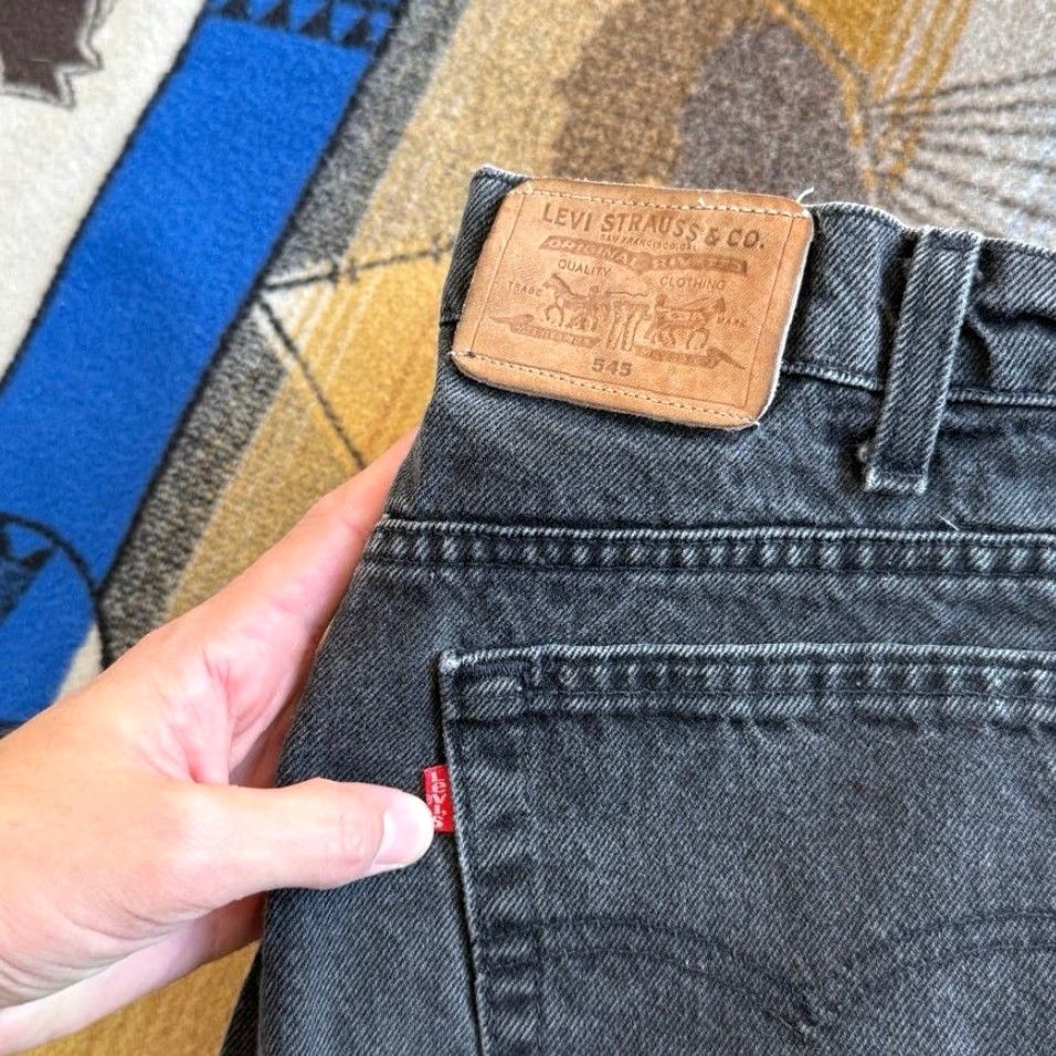 Levi's VINTAGE Levi's 545 Black Denim Jeans Mens 36x30 Leather Patch USA Made Straight 90s Vintage Block Size US 36 / EU 52 - 6 Thumbnail