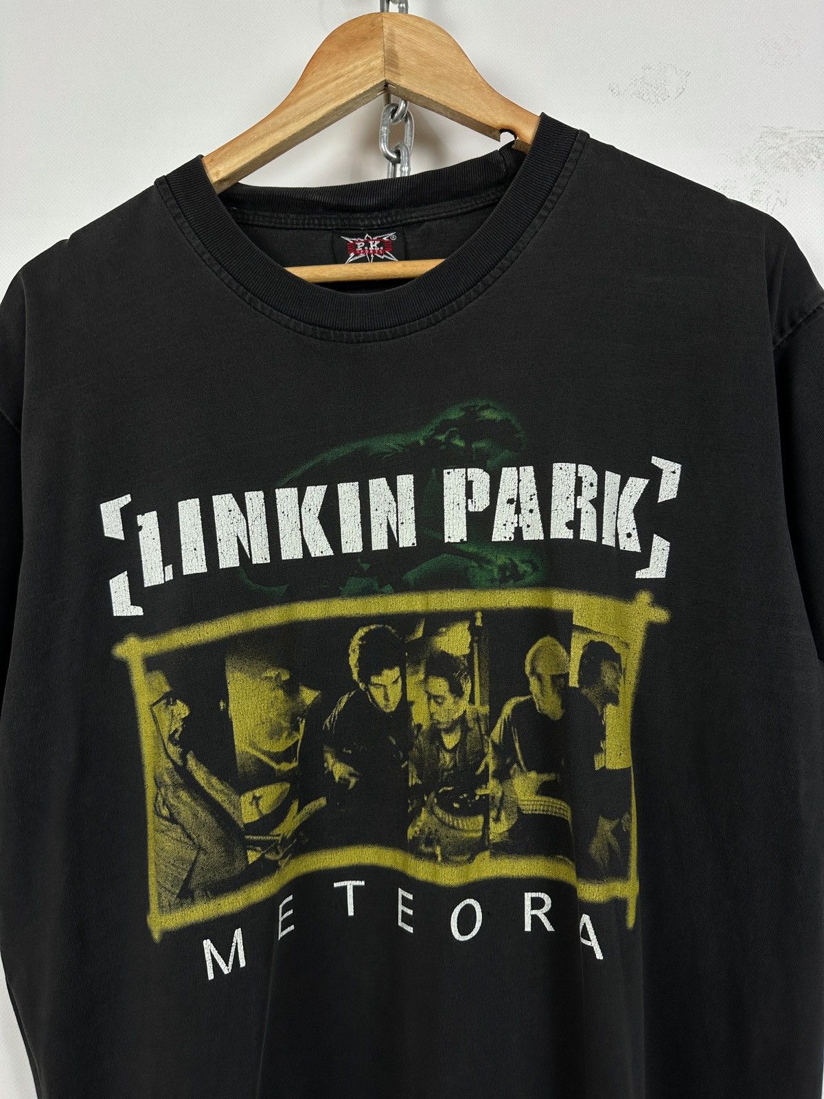 Band Tees Vintage Linkin Park Meteora Faded Black T-Shirt Size US L / EU 52-54 / 3 - 5 Thumbnail