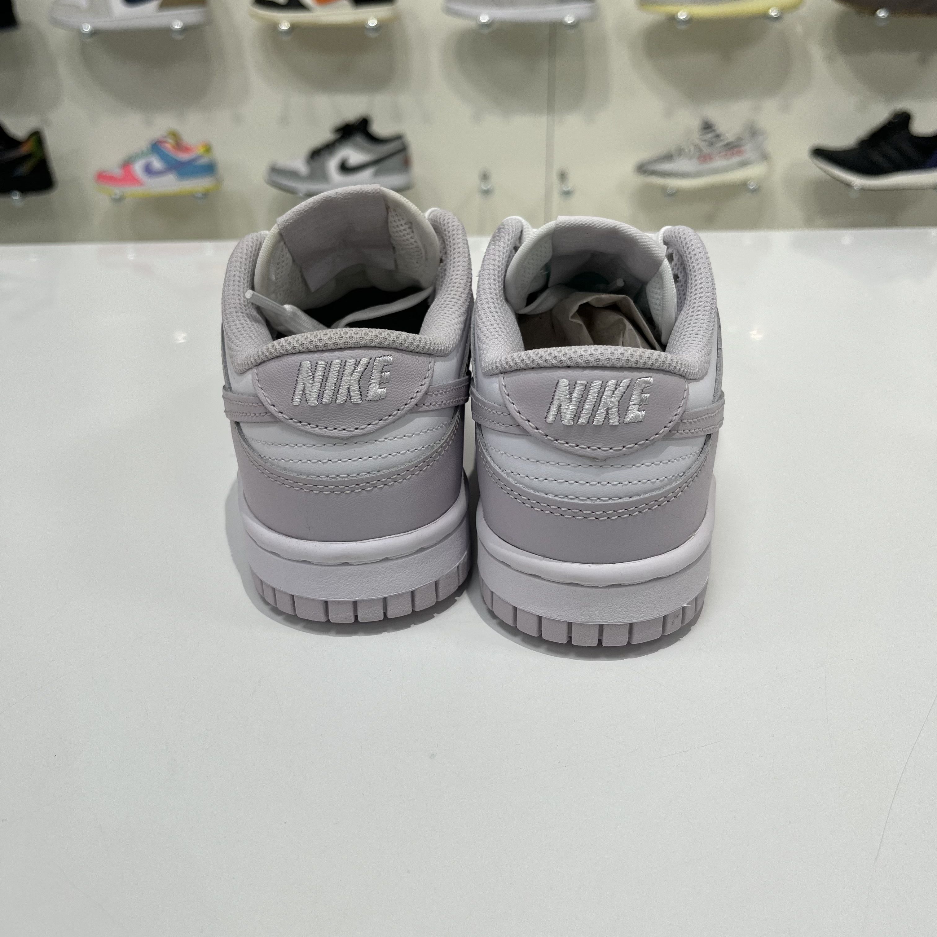 Nike Nike Dunk Low Venice (W) Size US 5 / IT 35 - 3 Thumbnail