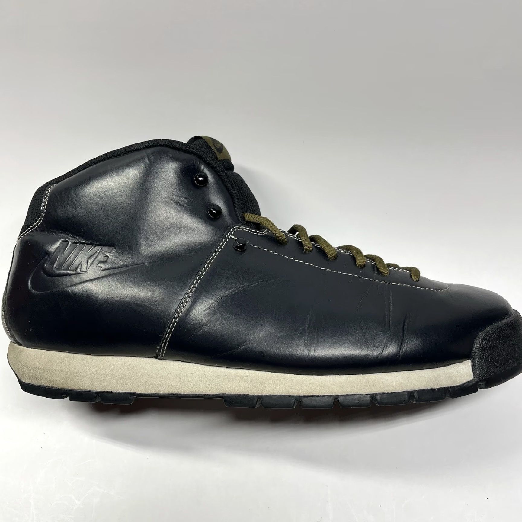 Nike VINTAGE Nike Air Magma Nd Boots Men 13 Leather Black Light Bone Iguana 370921-003 VTG Size US 12 / EU 45 - 2 Thumbnail