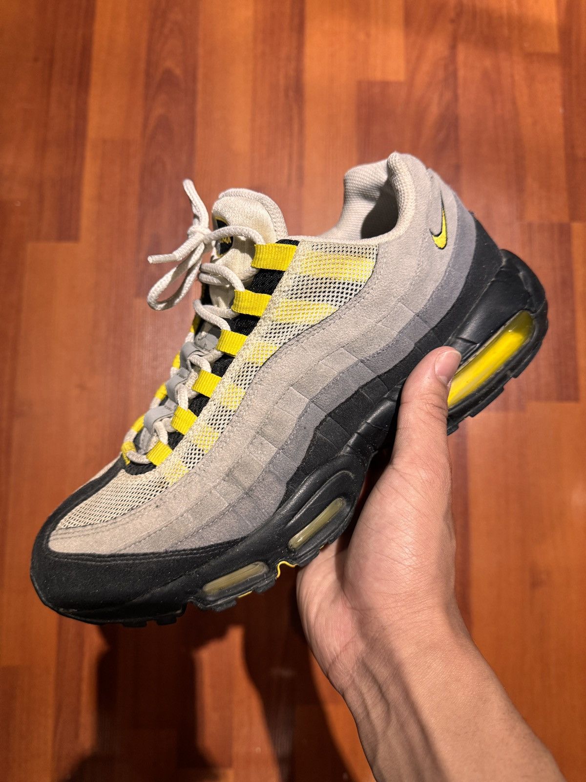 Nike 2014 Nike Air Max 95 Tour Yellow Grey Size US 10.5 / EU 43-44 - 6 Thumbnail