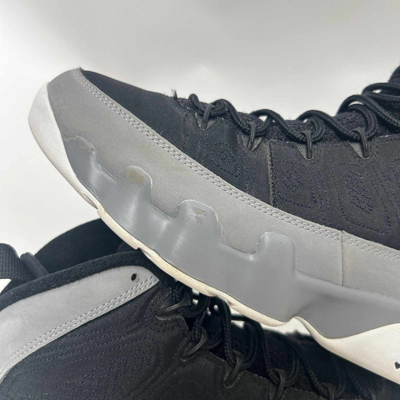 Jordan Brand Nike Air Jordan 9 Retro “Particle Grey/Black/Red” CT8019-060 Size US 9 / EU 42 - 9 Thumbnail
