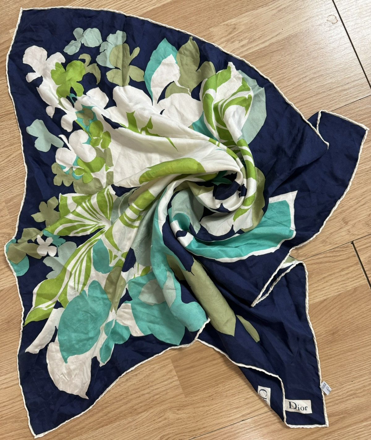Christian Dior Monsieur Christian Dior CD vintage flower scarf scarves Size ONE SIZE - 7 Thumbnail