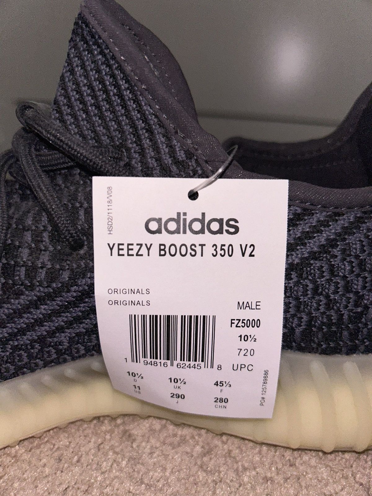 Adidas Yeezy Boost 350 V2 Carbon Size US 11 / EU 44 - 4 Thumbnail