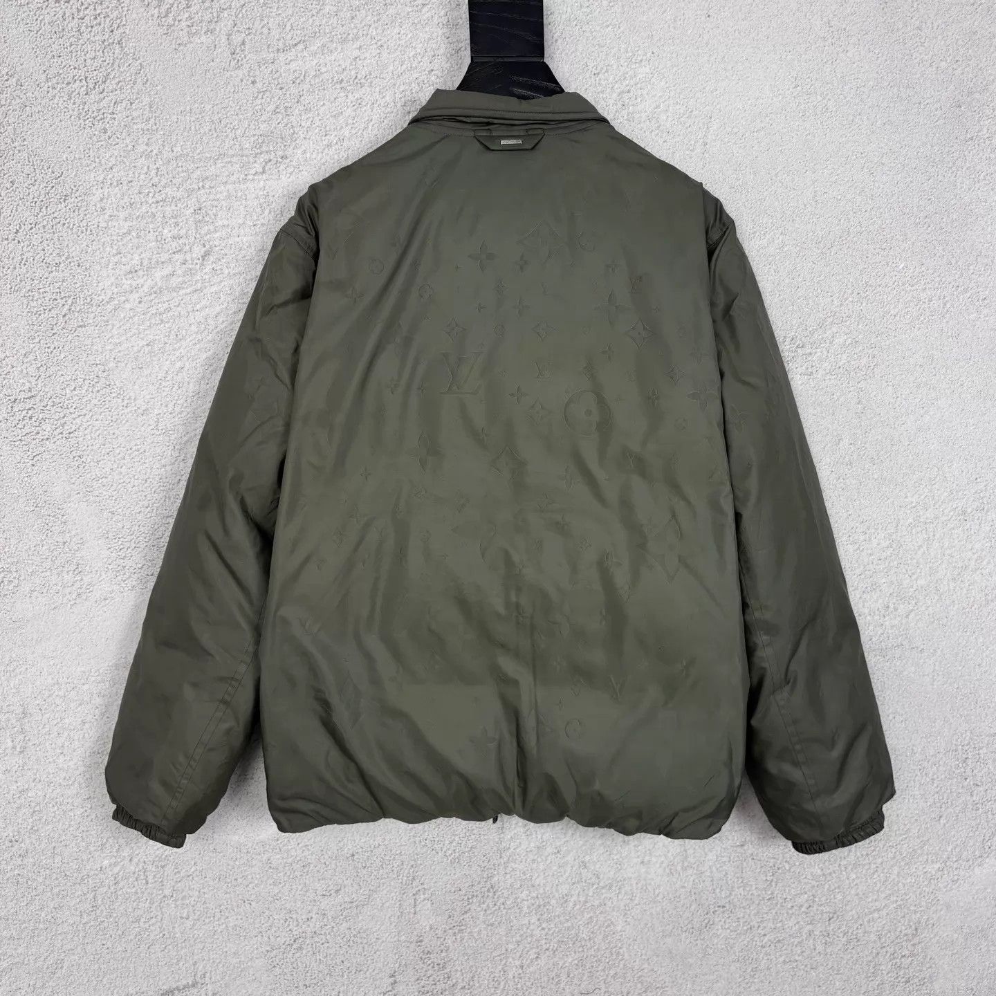 Louis Vuitton LV Green Monogram 2-sided down jacket 46 Size US S / EU 44-46 / 1 - 2 Thumbnail