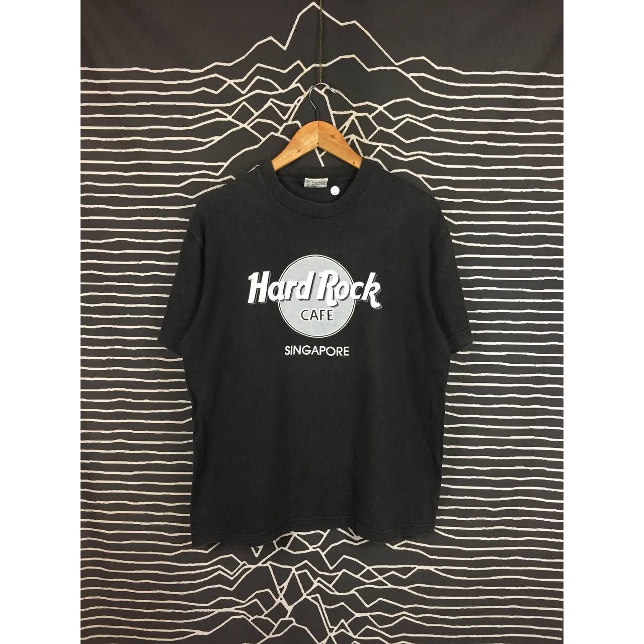 Hard Rock Cafe × Vintage Vtg HRC Hard Rock Cafe Singapore Big Logo Tee Size US M / EU 48-50 / 2 - 2 Thumbnail