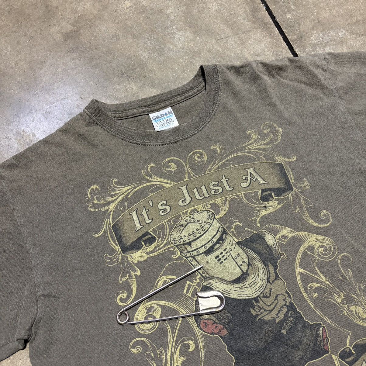 Vintage Vintage Monty Python Holy Grail Just a Flesh Wound T shirt Size US M / EU 48-50 / 2 - 7 Thumbnail