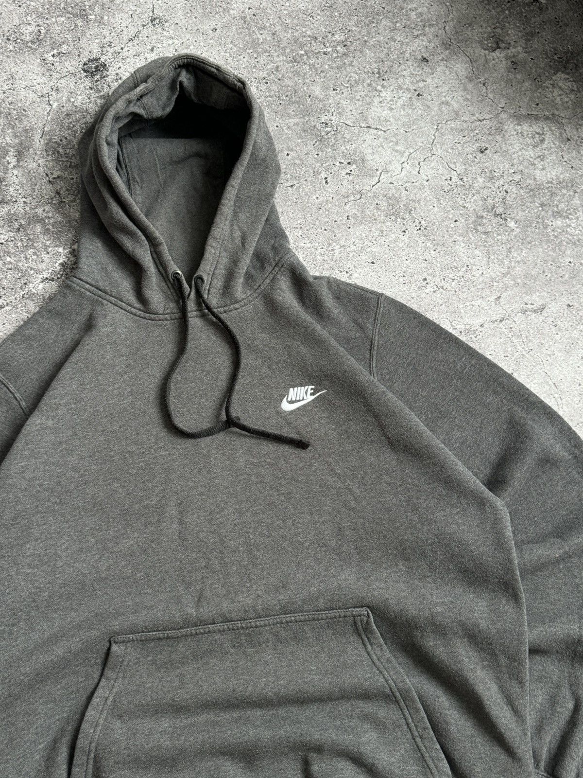 Nike × Vintage Vintage Nike Y2K oversized distressed hoodie Size US L / EU 52-54 / 3 - 7 Thumbnail