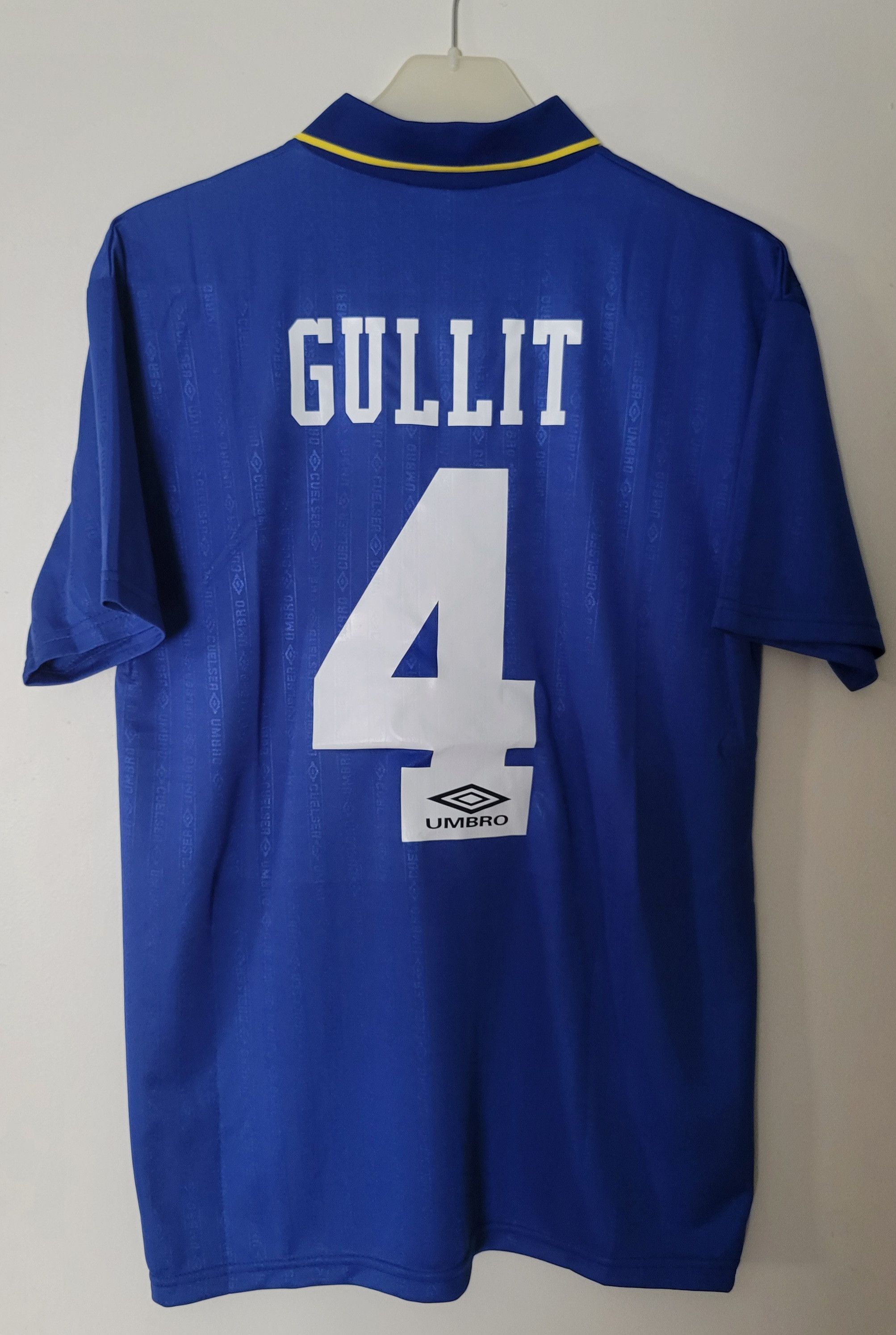Other 1997-1998 Chelsea 4 Gullit Jersey retro football shirt Size US L / EU 52-54 / 3 - 1 Thumbnail