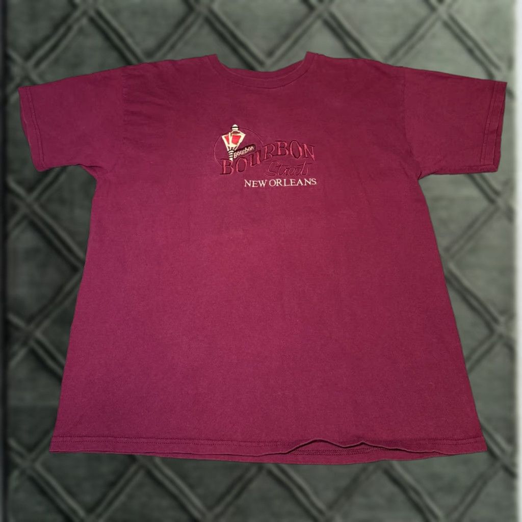 Fruit Of The Loom VINTAGE 90s Bourbon Street New Orleans Red Embroidered Tourist NOLA T-Shirt XL Men's Size US XL / EU 56 / 4 - 1 Thumbnail