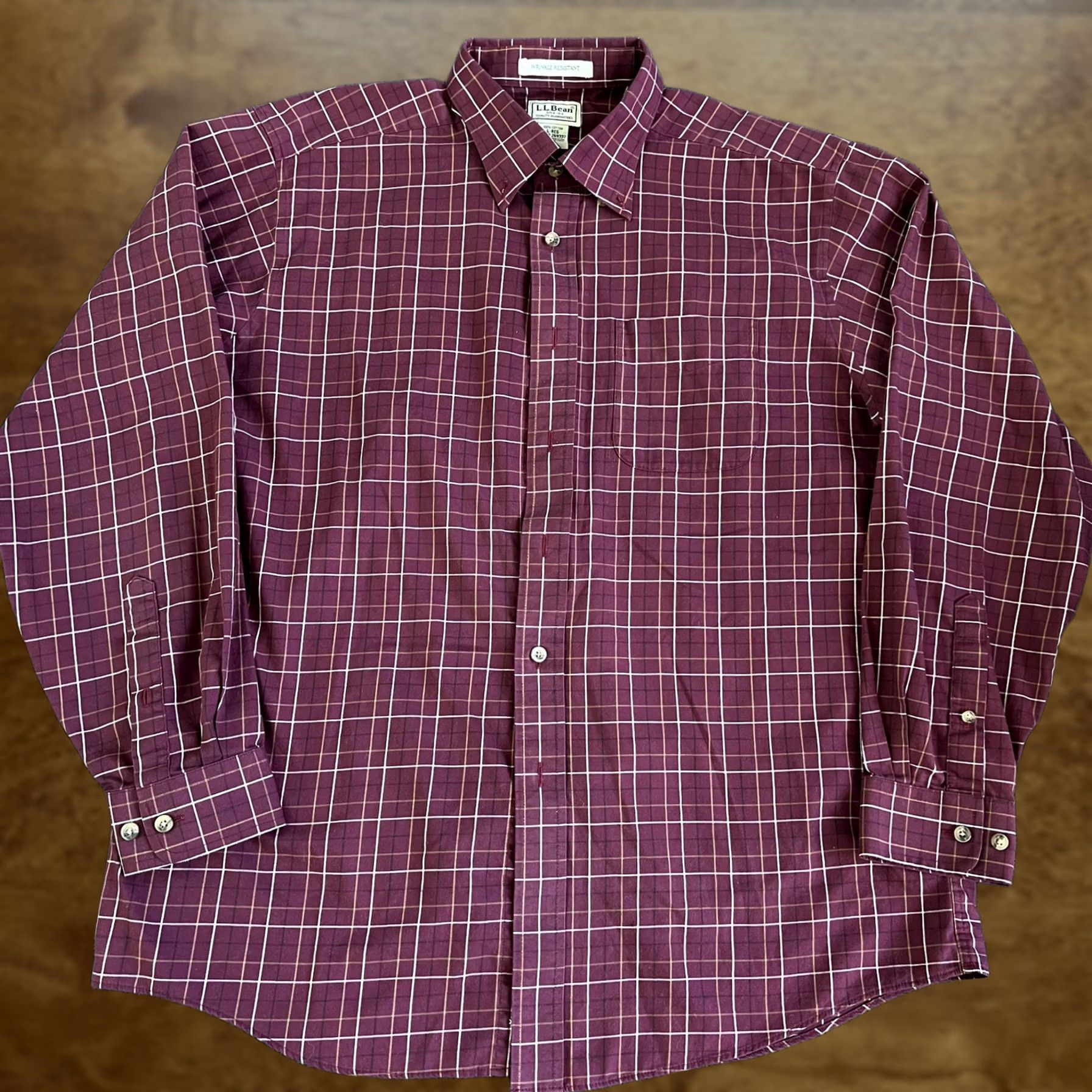 Vintage VINTAGE LL Bean Shirt Mens Large Burgundy Plaid Wrinkle Resistant Cotton Button Down Size US L / EU 52-54 / 3 - 1 Thumbnail