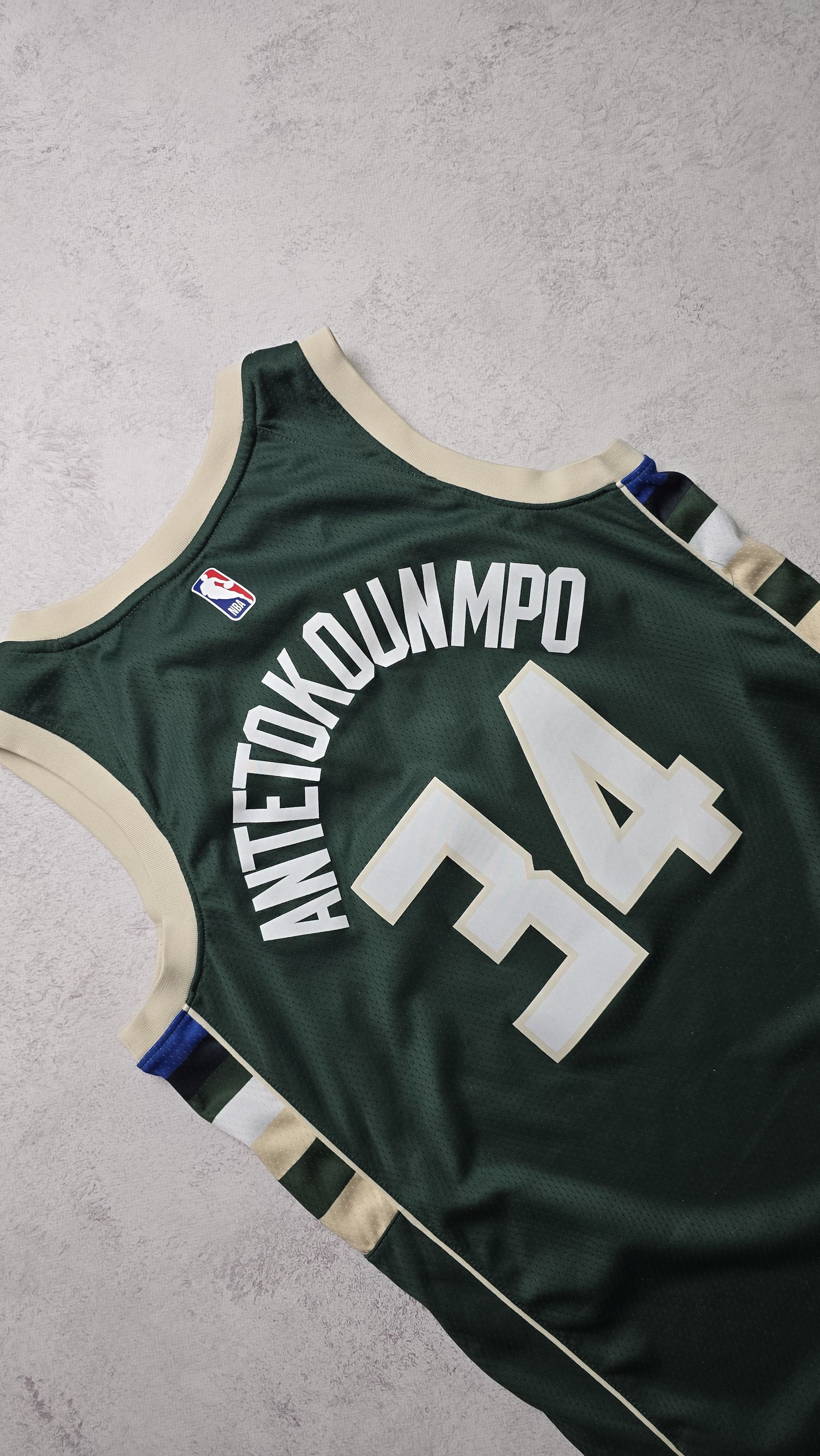 Nike Bucks Giannis Antetokounmpo Icon Edition Swingman Jersey Size US S / EU 44-46 / 1 - 4 Thumbnail