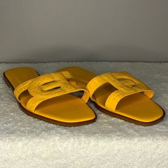 Cole Haan NIB Cole Haan Slide Sandal in Saffron Leather (sz 9B) Size US 9 / IT 39 - 2 Thumbnail