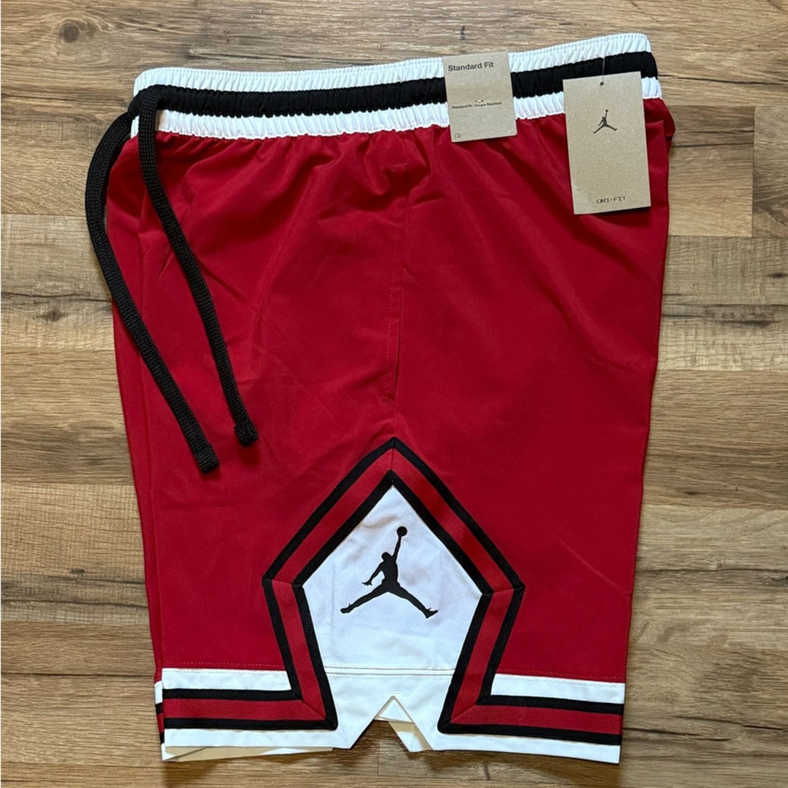 Jordan Brand Jordan Dri-Fit Diamond Chicago Shorts Size US 30 / EU 46 - 2 Thumbnail