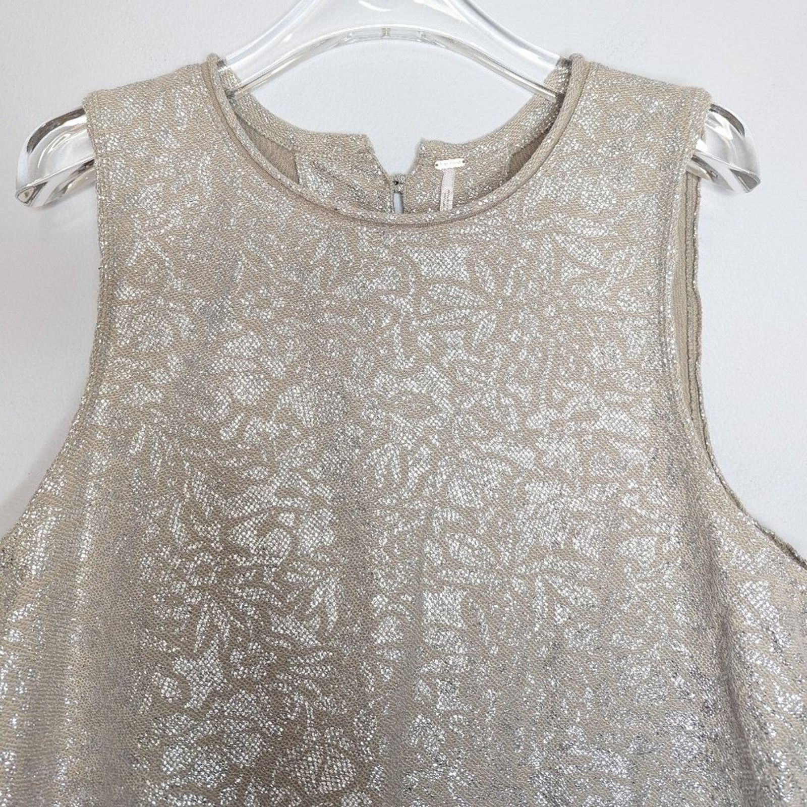 Free People Free People Silver Metallic Sleeveless Cropped Tank Top S Size S / US 4 / IT 40 - 5 Thumbnail