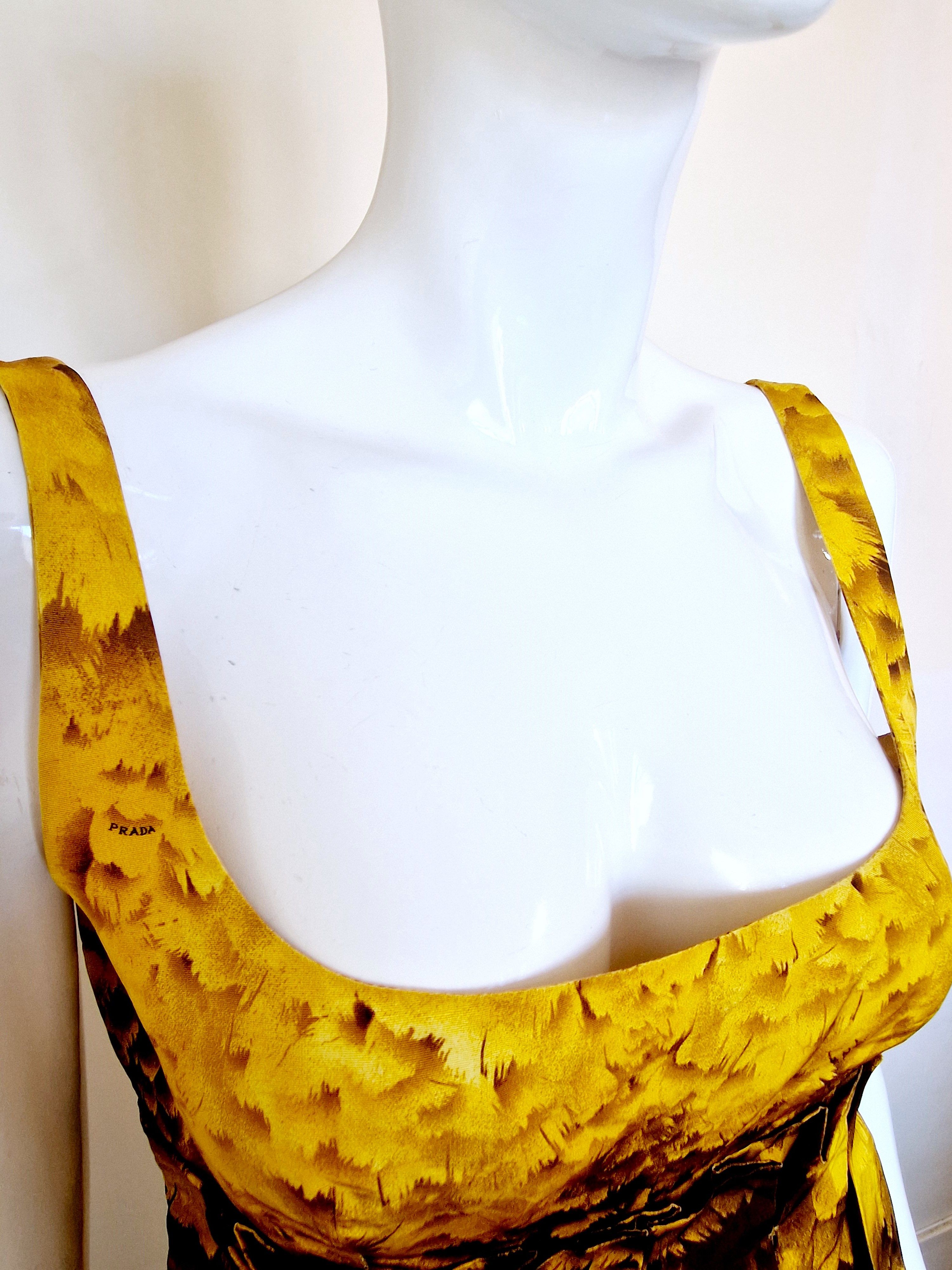 Prada S/S 2005 Prada Miuccia Runway Silk Medium Large Dress Size M / US 6-8 / IT 42-44 - 7 Thumbnail