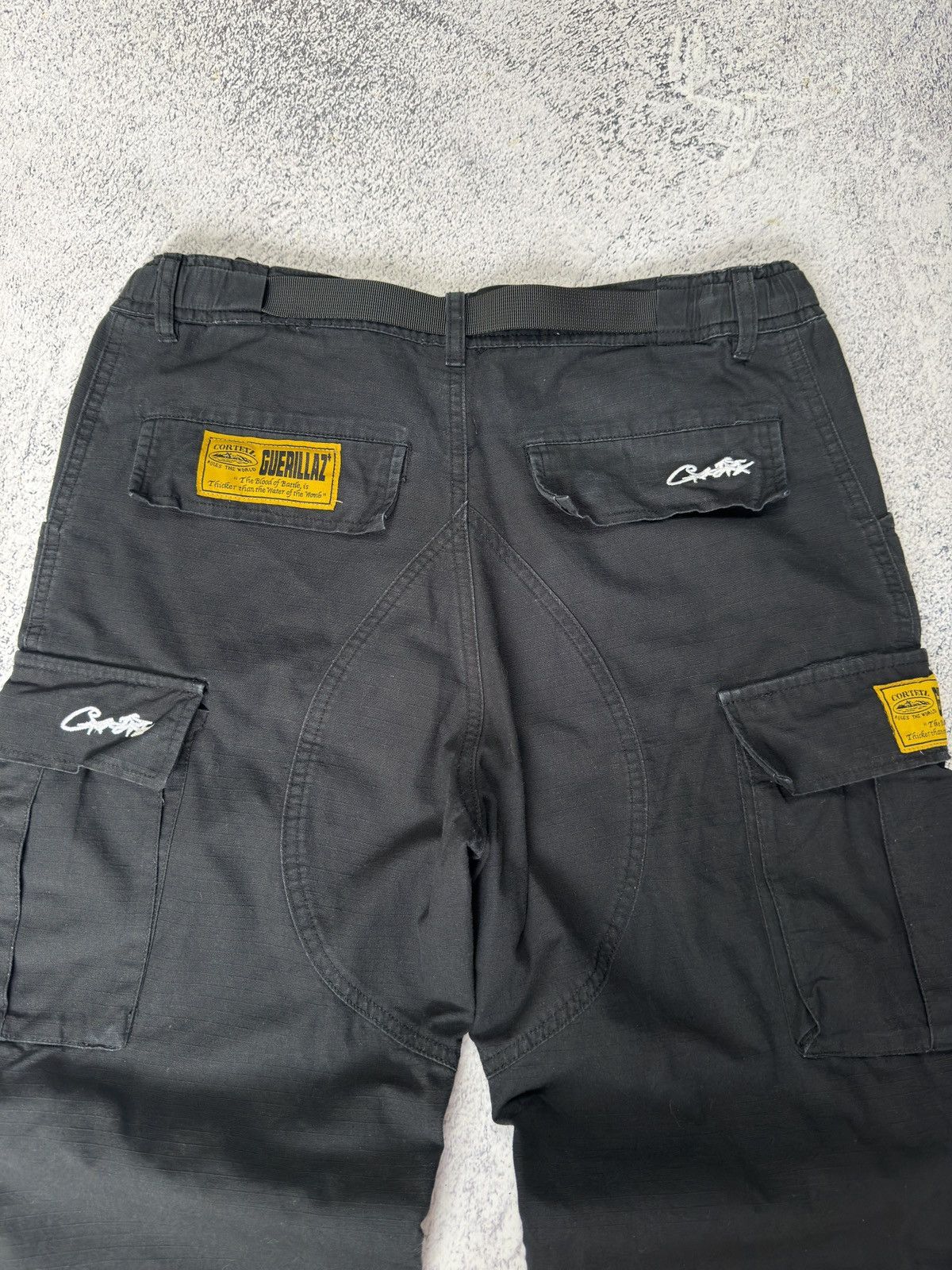 Corteiz CORTEIZ GUERILLAZ BLACK CARGO PANTS Size US 34 / EU 50 - 12 Thumbnail