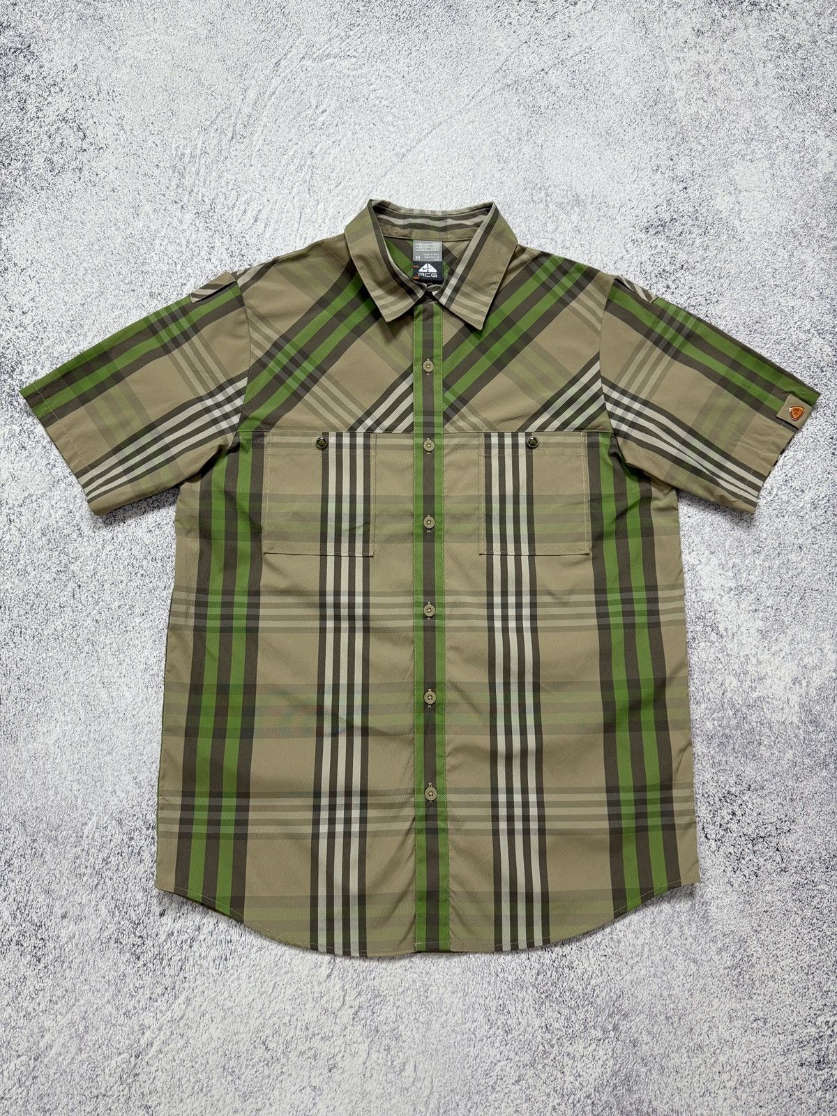 Nike ACG VINTAGE NIKE ACG BUTTON UP T-SHIRT Size US L / EU 52-54 / 3 - 2 Thumbnail