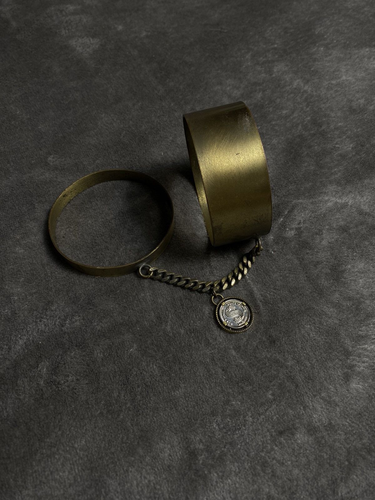 Jewelry Vintage Brass Bracelet with Coin Pendant Size ONE SIZE - 2 Thumbnail