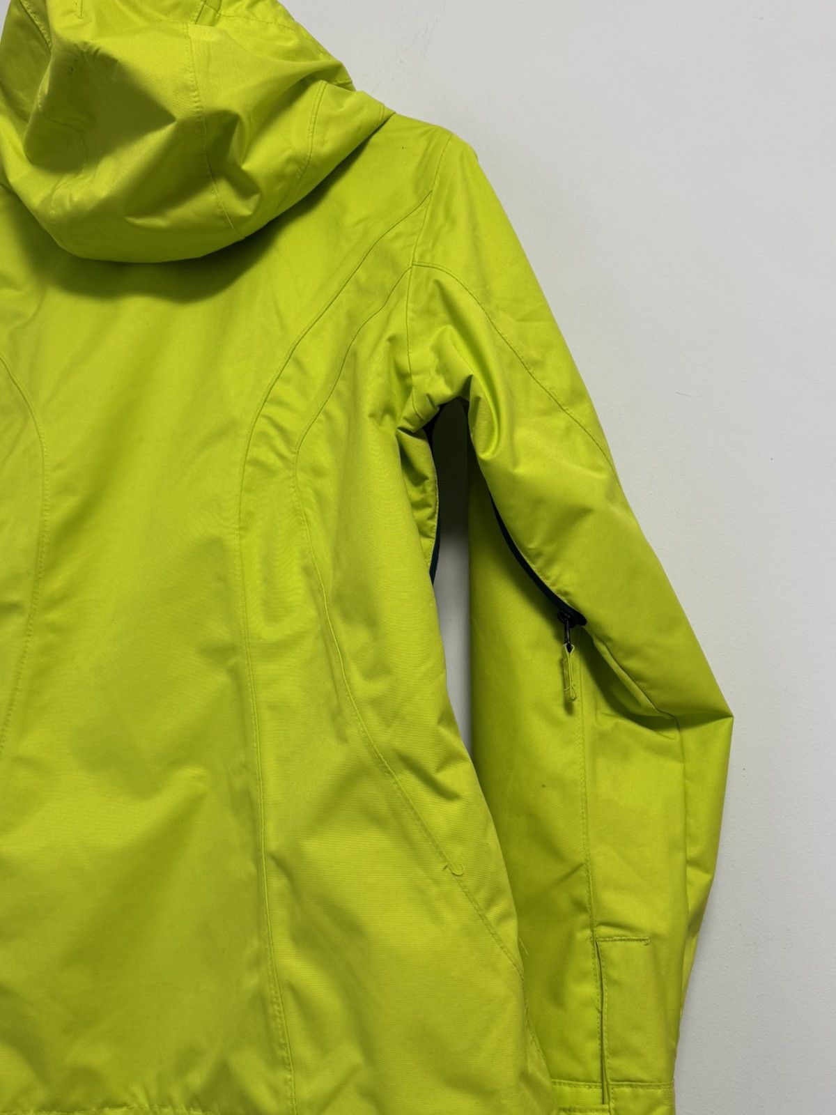 Oakley Oakley Vintage Y2K style Outdoor Jacket Women’s Size M / US 6-8 / IT 42-44 - 19 Thumbnail
