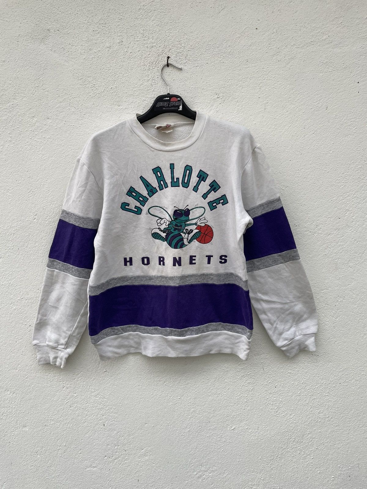 Vintage Vintage Charlotte Hornets Pullover Sweatshirt Size US M / EU 48-50 / 2 - 1 Thumbnail