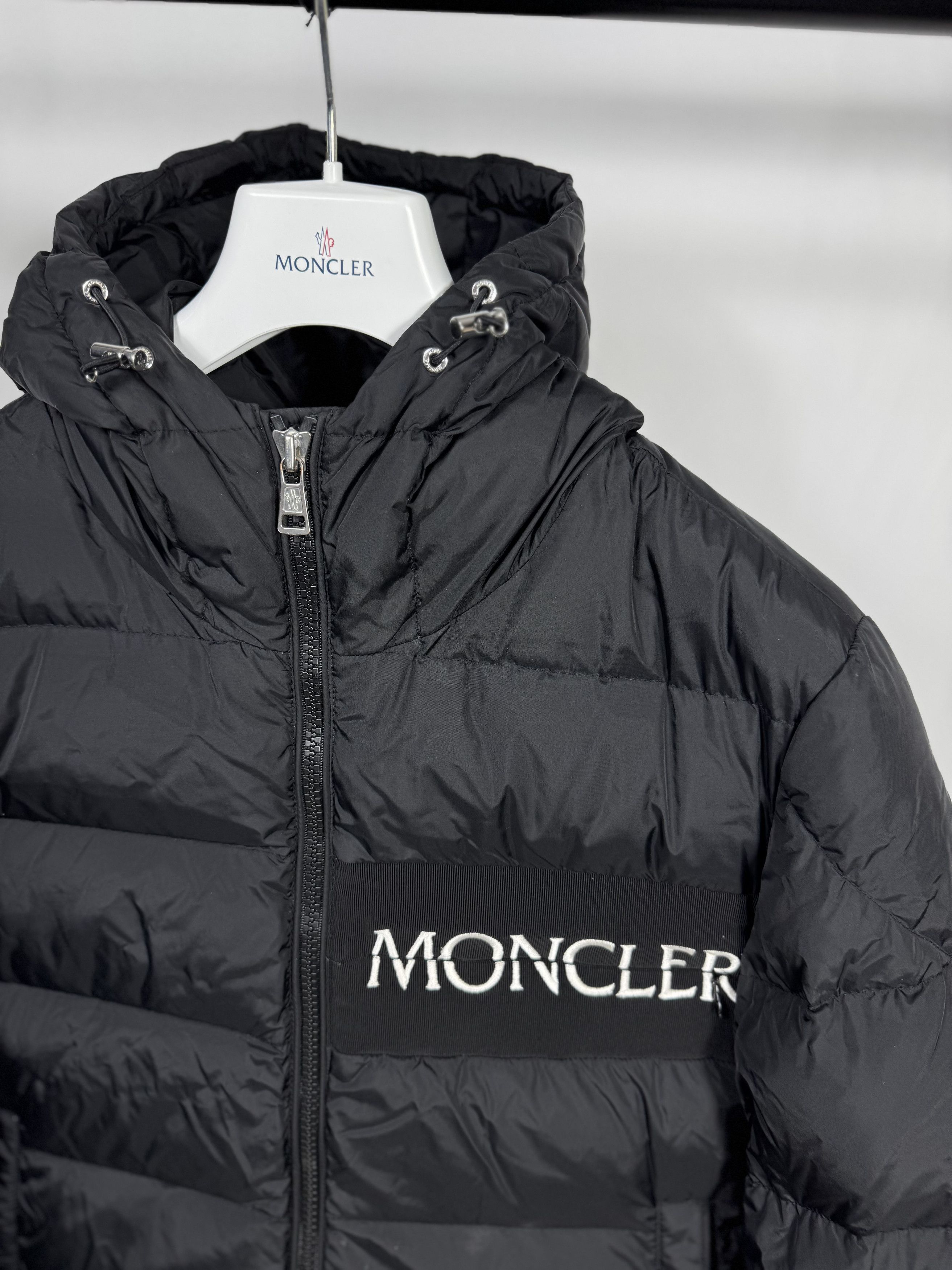 Moncler Moncler Aiton Jacket Size US XL / EU 56 / 4 - 2 Thumbnail