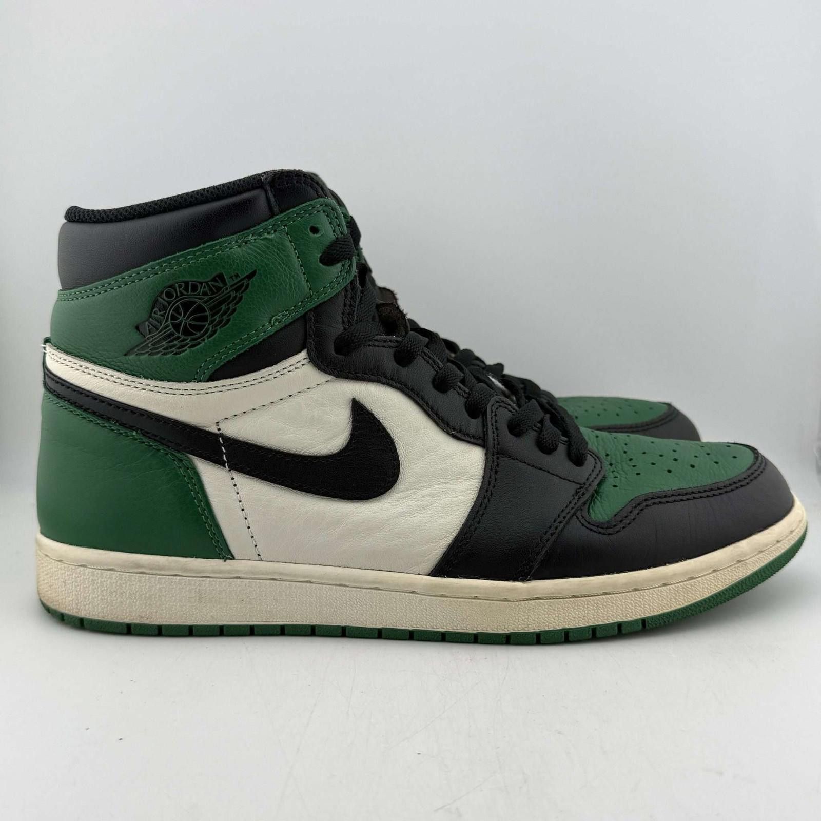 Nike Air Jordan 1 High Pine Green US 11 Used with Box 555088-302 Size US 11 / EU 44 - 4 Thumbnail