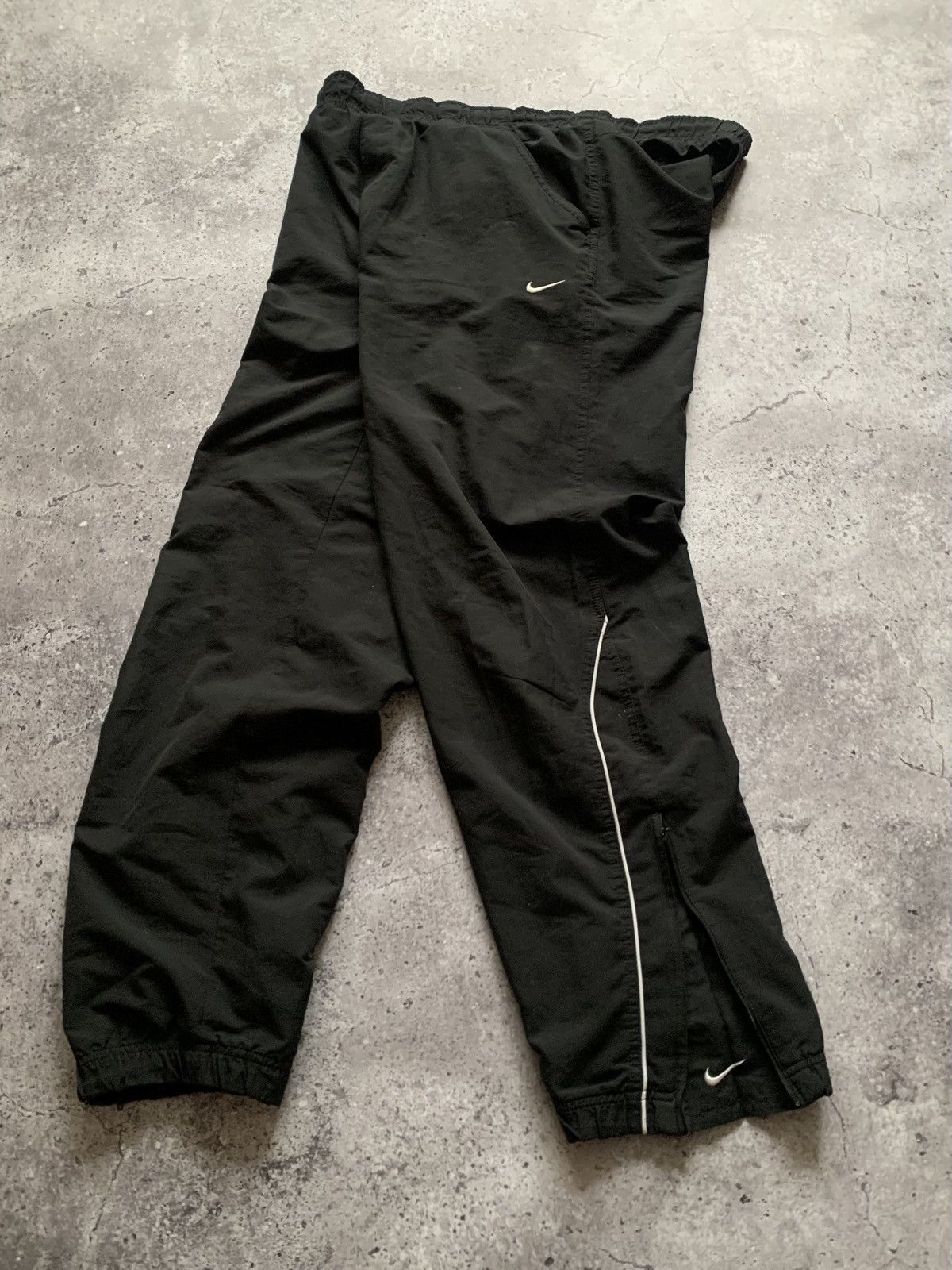 Nike 🔥VINTAGE NIKE DRILL SWOSH Y2K SWEATPANTS Size US 34 / EU 50 - 2 Thumbnail
