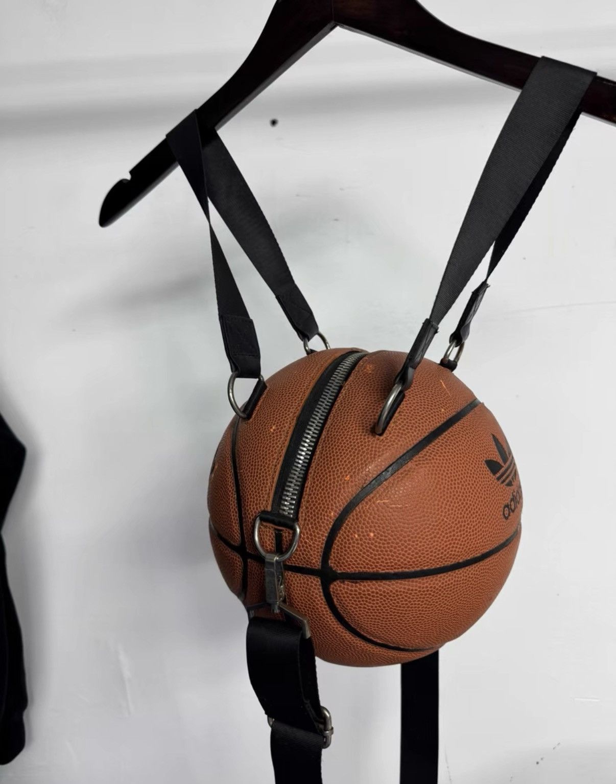 Adidas Limited Edition Discontinued Adidas Wings Basketball Bag K37 Size ONE SIZE - 6 Thumbnail
