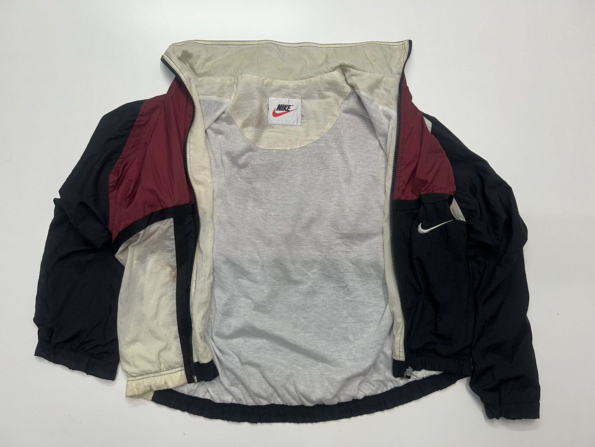 Nike VINTAGE NIKE SWOOSH BIG LOGO WINDBREAKER Size US L / EU 52-54 / 3 - 12 Thumbnail
