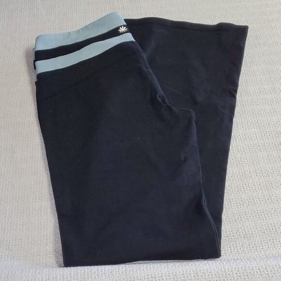 Athleta Athleta Banded Sz. L Black & Lt. Blue Flared Athletic Pants Size 31" - 2 Thumbnail