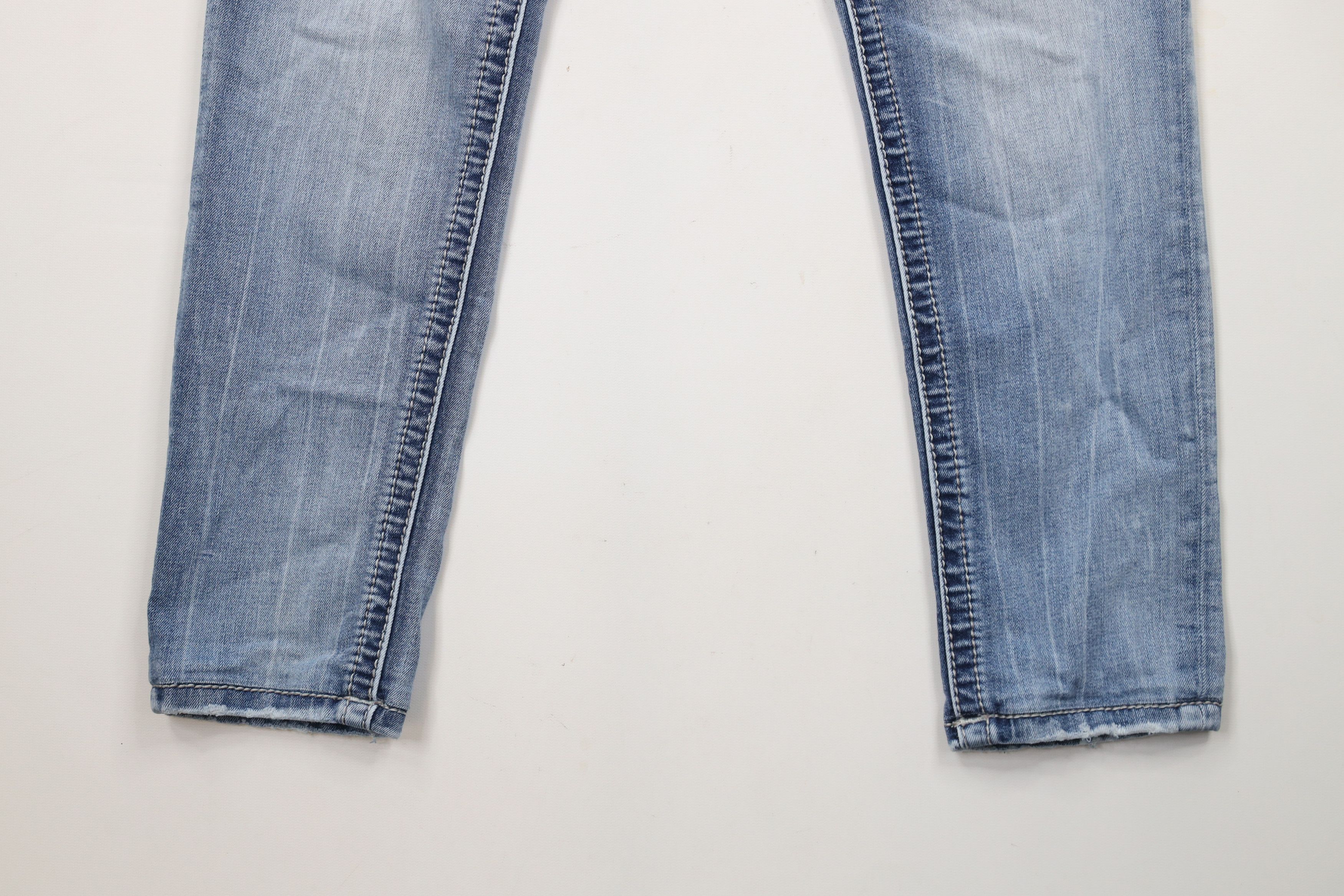 Miss Me × Vintage Miss Me Bling Mid Rise Easy Skinny Leg Denim Jeans Blue Size 27" / US 4 / IT 40 - 4 Thumbnail