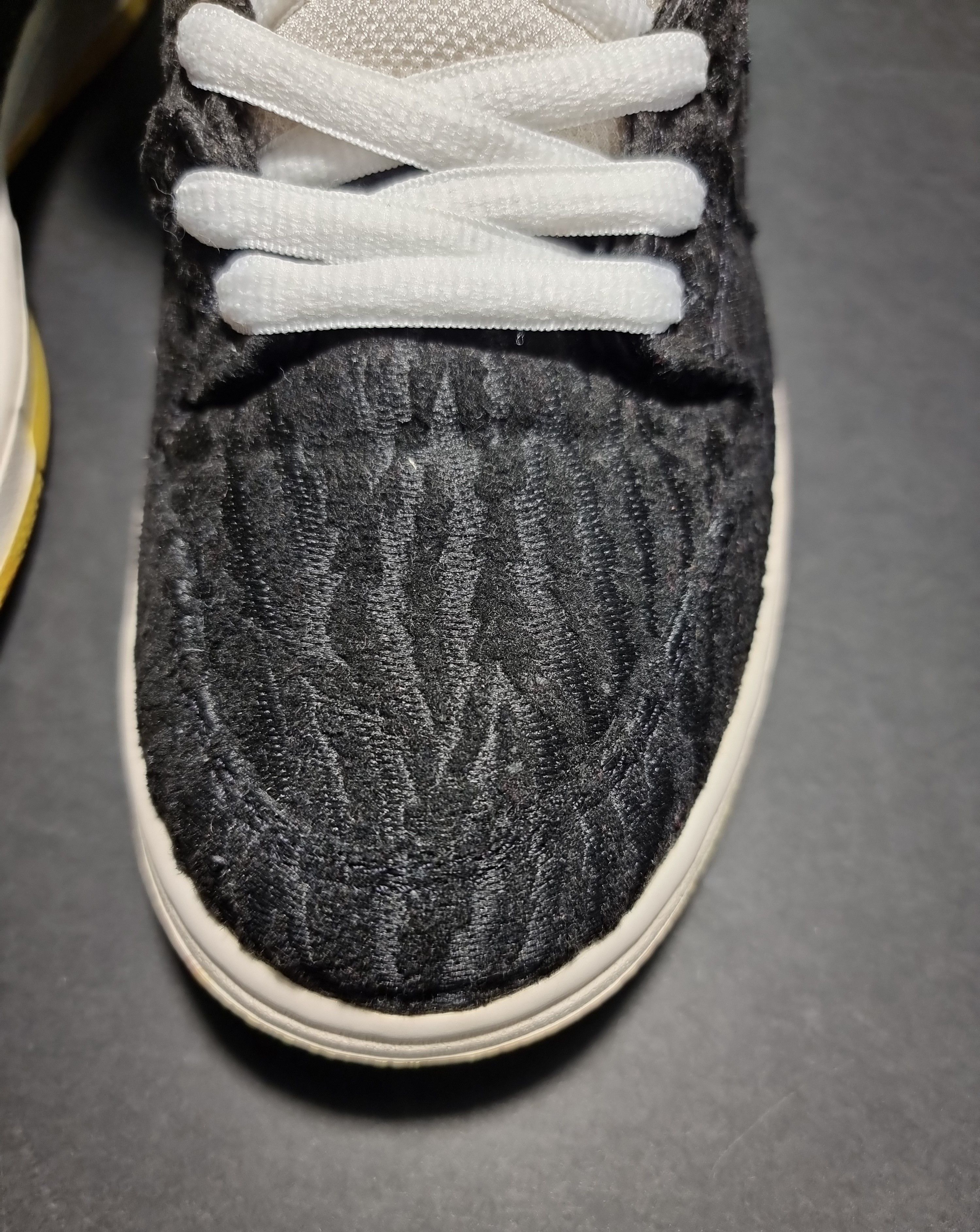 Nike SB Nike SB Dunk High Skunk Size US 9.5 / EU 42-43 - 5 Thumbnail